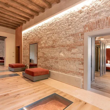 Luxury Peschiera Apartment Peschiera del Garda